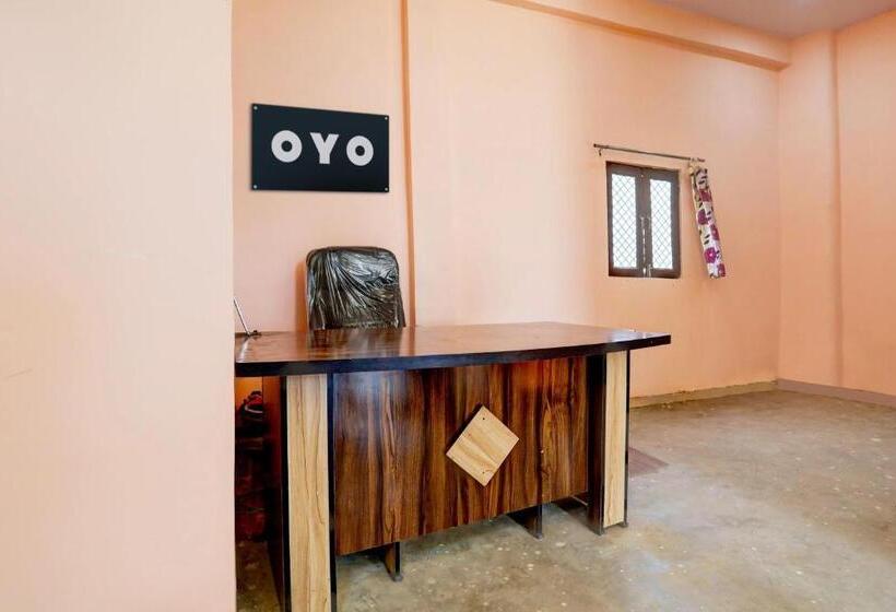 בית מלון כפרי Oyo Akbarpur Inn