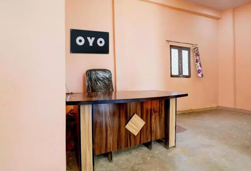 ホテル Oyo Akbarpur Inn