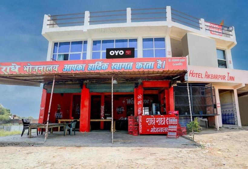 בית מלון כפרי Oyo Akbarpur Inn
