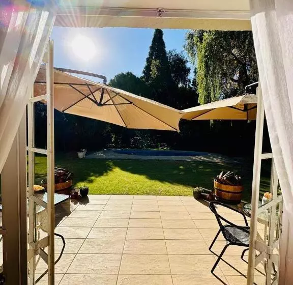 ペンション Cherry Nest At Madeliefie