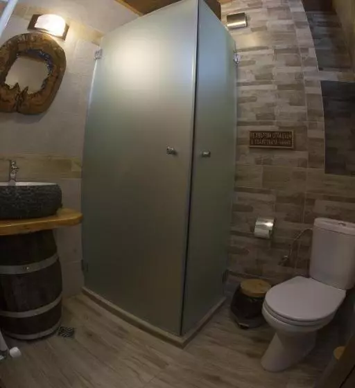 Majatalo Chateau Erkech Triple Room