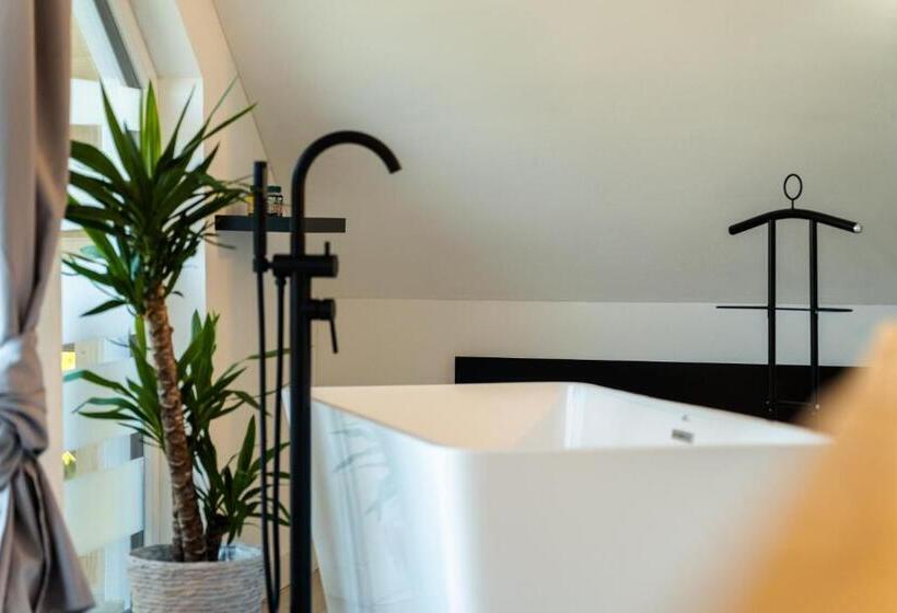 بنسيون Chez Julie