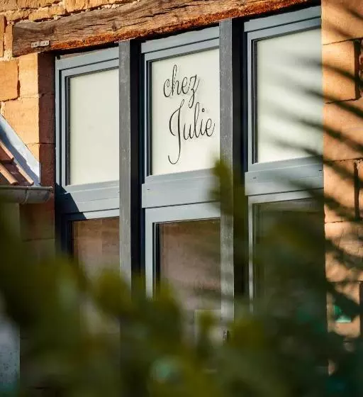 Majatalo Chez Julie