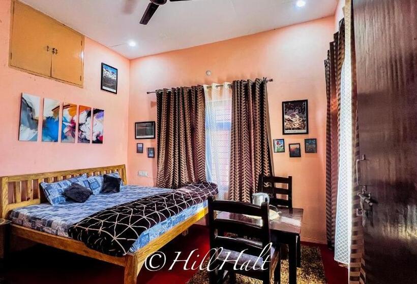 Pensão Hill Halt