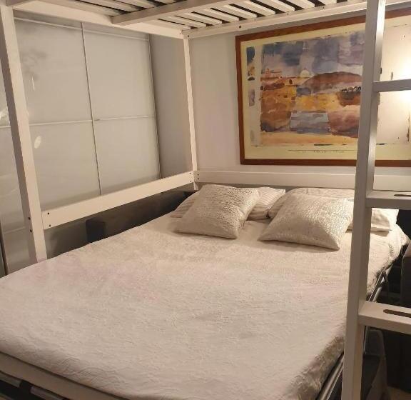 Пансион Loft With Total Privacy