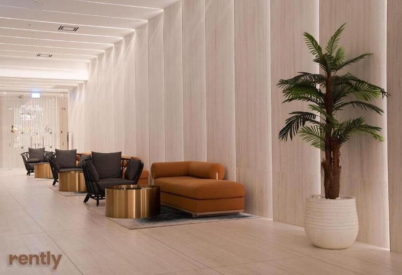 Sea Side Lagoon Apartment   By Rently