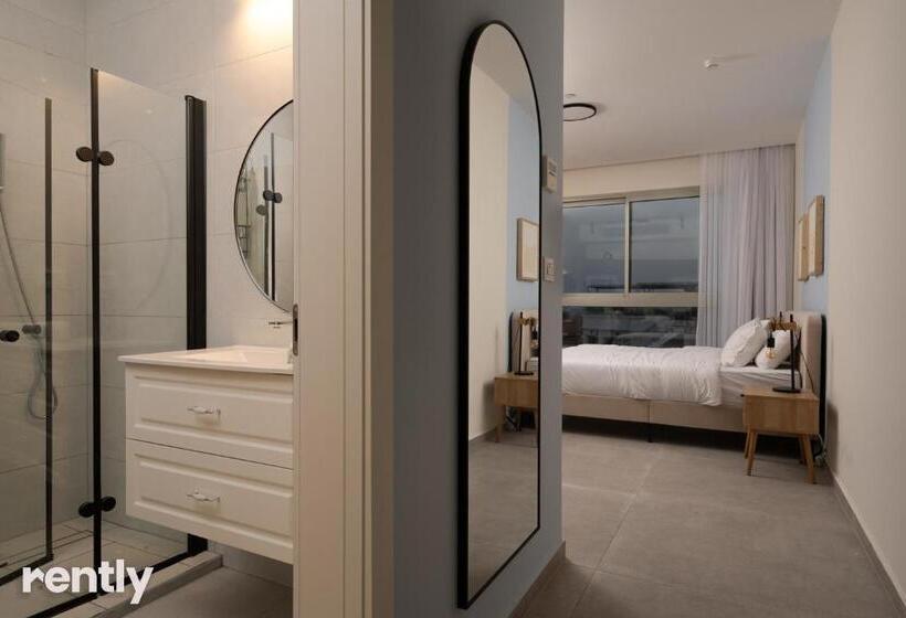 Sea Side Lagoon Apartment   By Rently