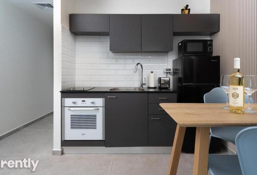 Sea Side Lagoon Apartment   By Rently