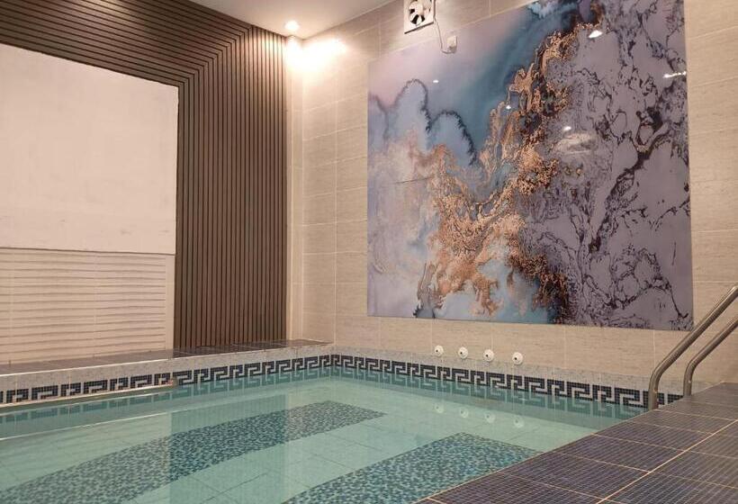 شاليهات الريف بلس الفندقية