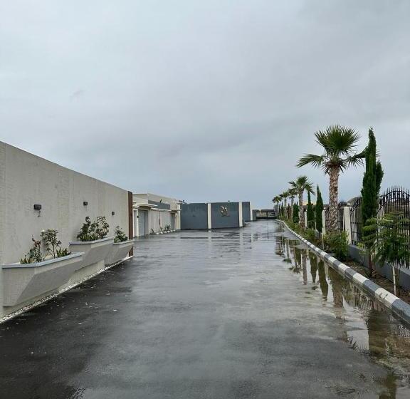 شاليهات الريف بلس الفندقية