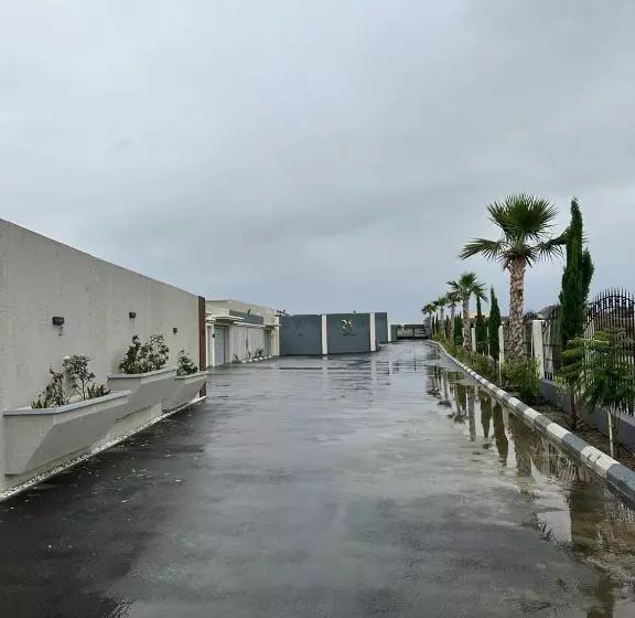شاليهات الريف بلس الفندقية