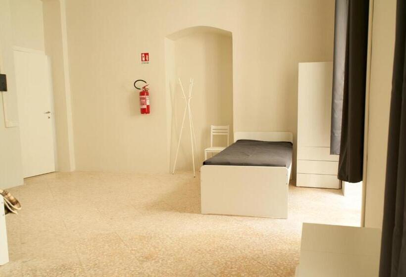 Schronisko Hub Portanova