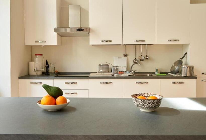 Schronisko Hub Portanova