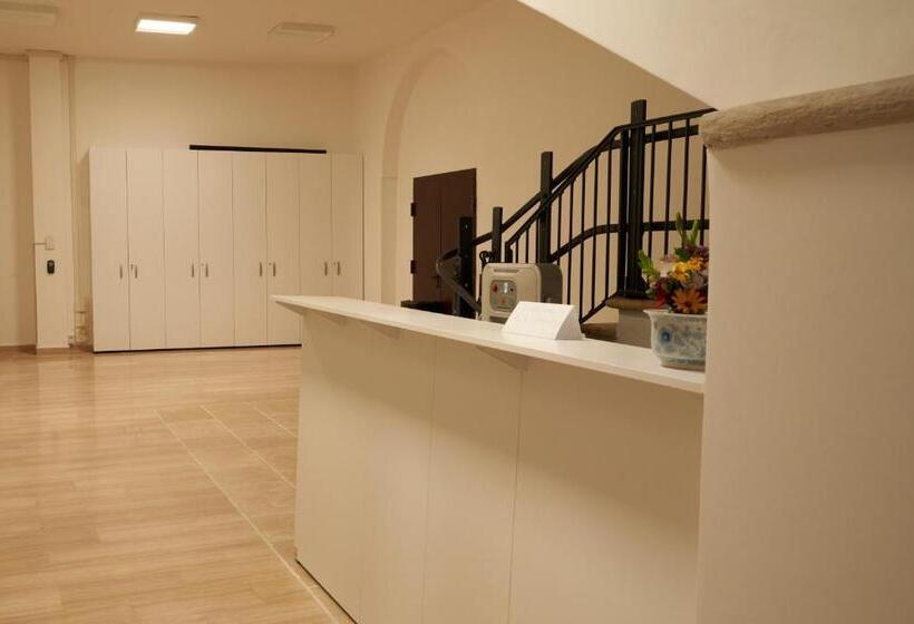 Schronisko Hub Portanova