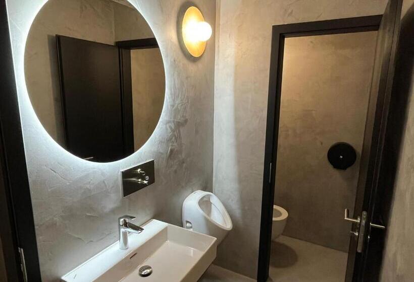 Izy Stay Hostel Coworking Nomads