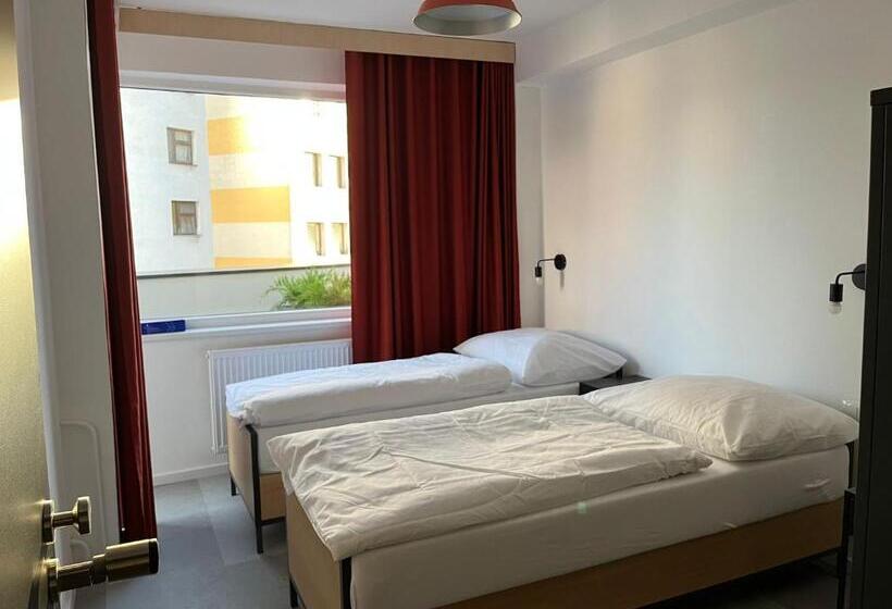 Izy Stay Hostel Coworking Nomads