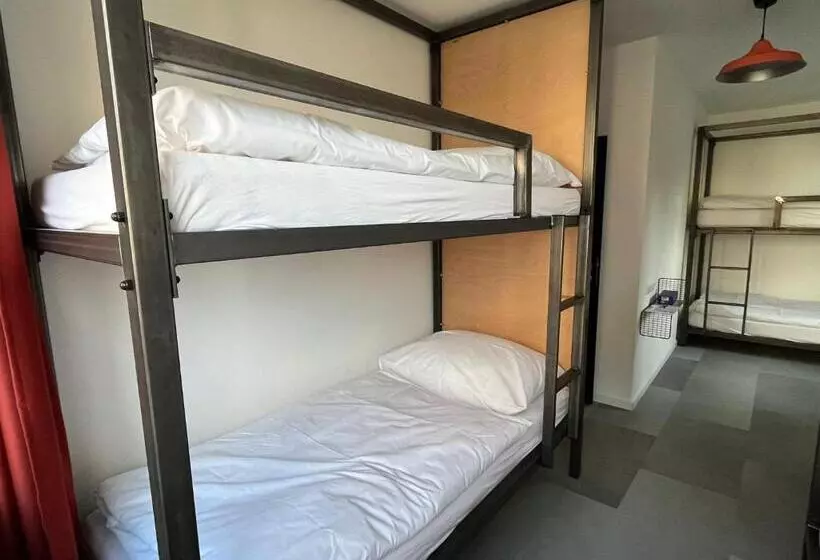 Izy Stay Hostel Coworking Nomads