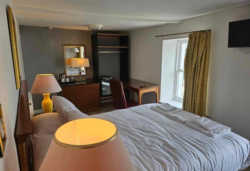 Retkeilymaja The Shipwright Inn