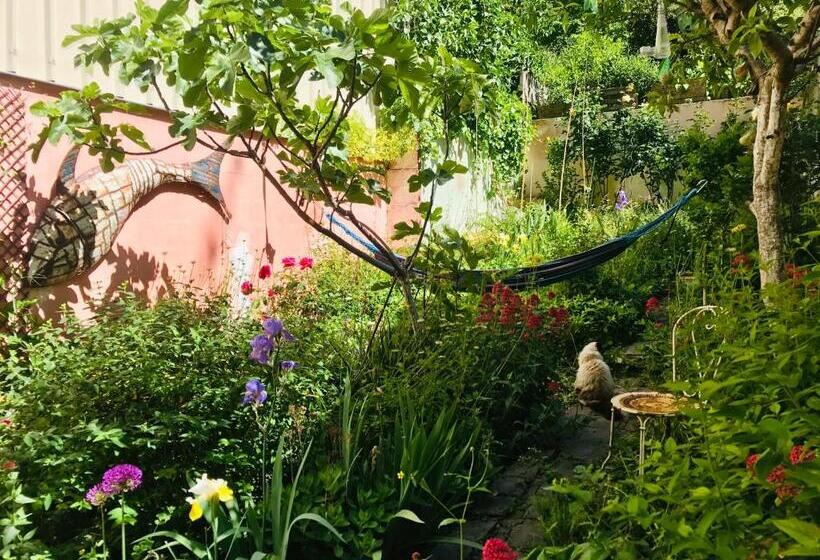 ベッドアンドブレックファースト Chez Renaud