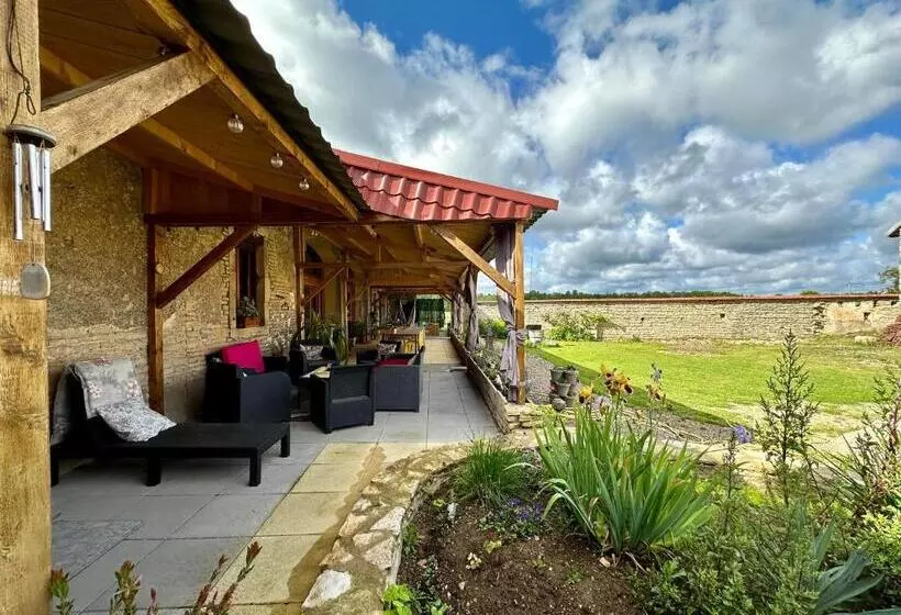 Aamiaismajoitus (B&B) La Ferme De Tart