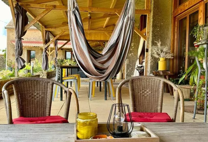 Aamiaismajoitus (B&B) La Ferme De Tart