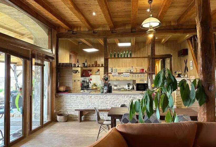 Aamiaismajoitus (B&B) La Ferme De Tart