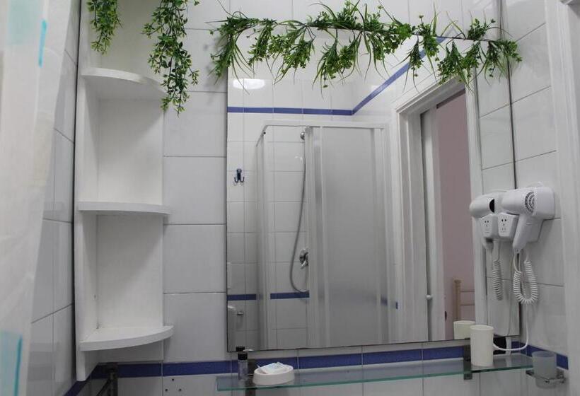 مبيت وإفطار Torre Agada