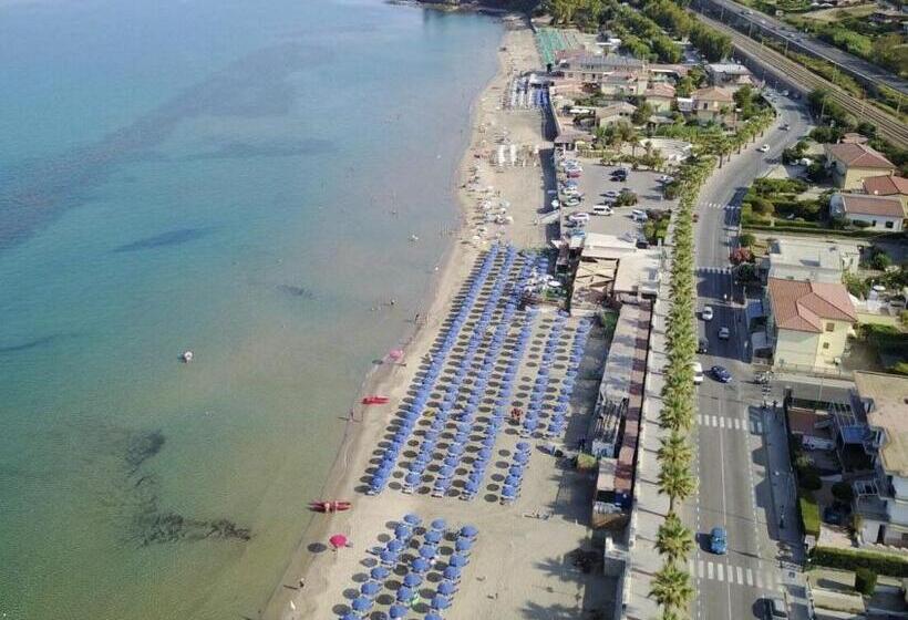 مبيت وإفطار Torre Agada