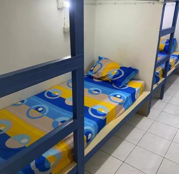 Cempaka Hostel