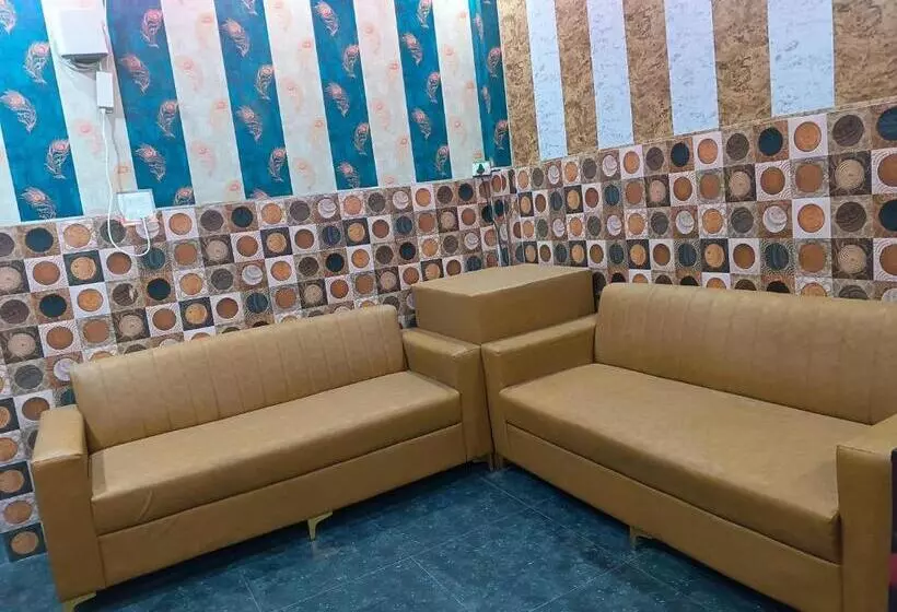 Hotelli La Ayodhya Residency