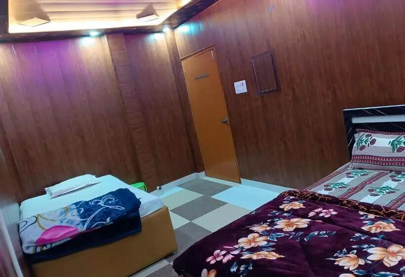 Hotelli La Ayodhya Residency