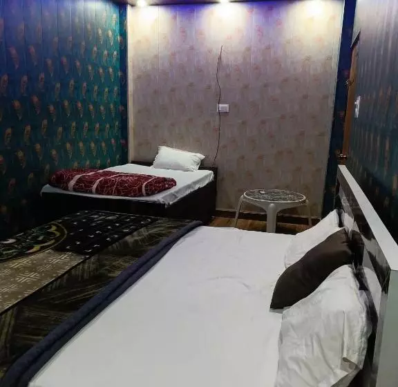 Hotelli La Ayodhya Residency