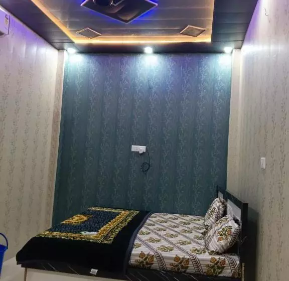 Hotelli La Ayodhya Residency