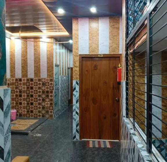 Hotelli La Ayodhya Residency