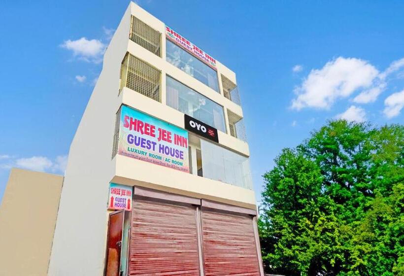 Hotell O Shree Jee Inn Guest House