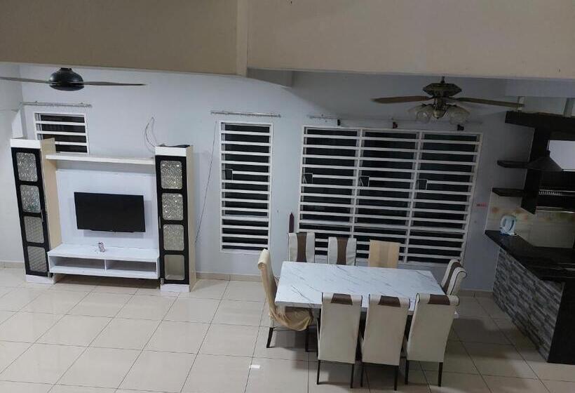 Pensão Bertam Kepala Batas Guest House For Male Only