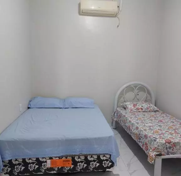 پانسیون Casa Hostel Familiar