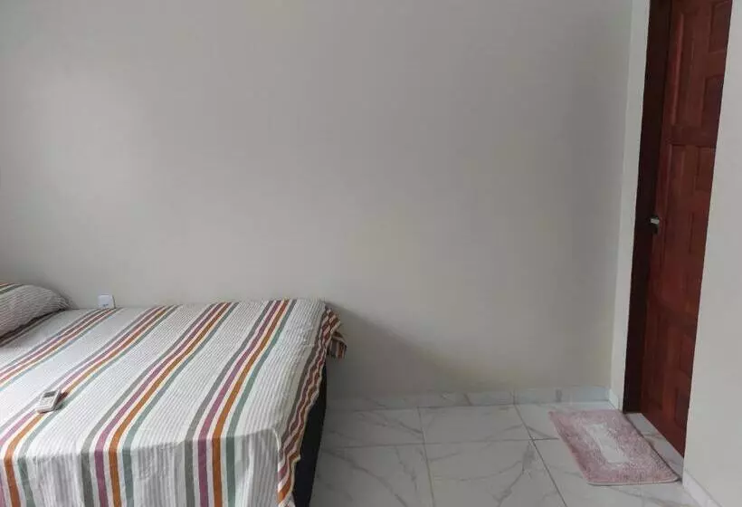 پانسیون Casa Hostel Familiar