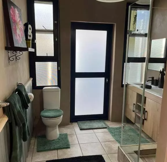 Majatalo Hephzibah Inn Guest House And Venue