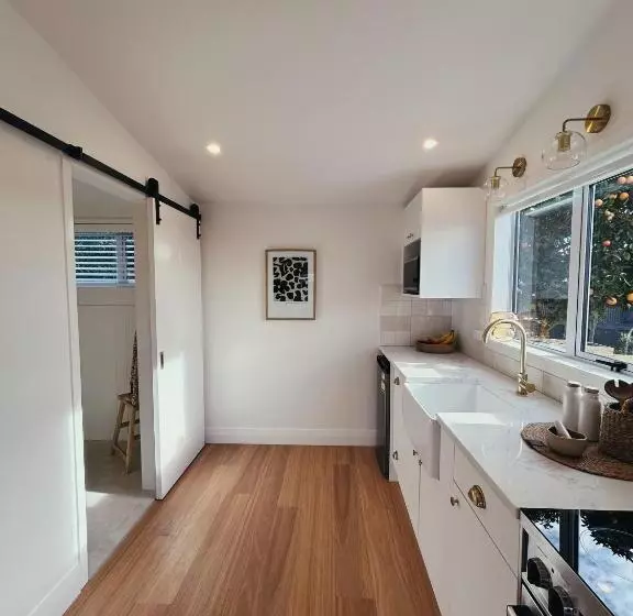 ペンション Willow View Cottage   Beautiful Farm Views Close To Waitomo