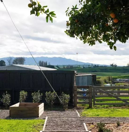 ペンション Willow View Cottage   Beautiful Farm Views Close To Waitomo