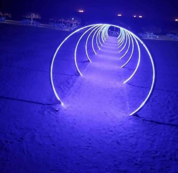 استراحتگاه لاسرينا عيون موسي راس سدر أرضي بجاردن فيو بحر وعلي البيسين للعائلات فقط