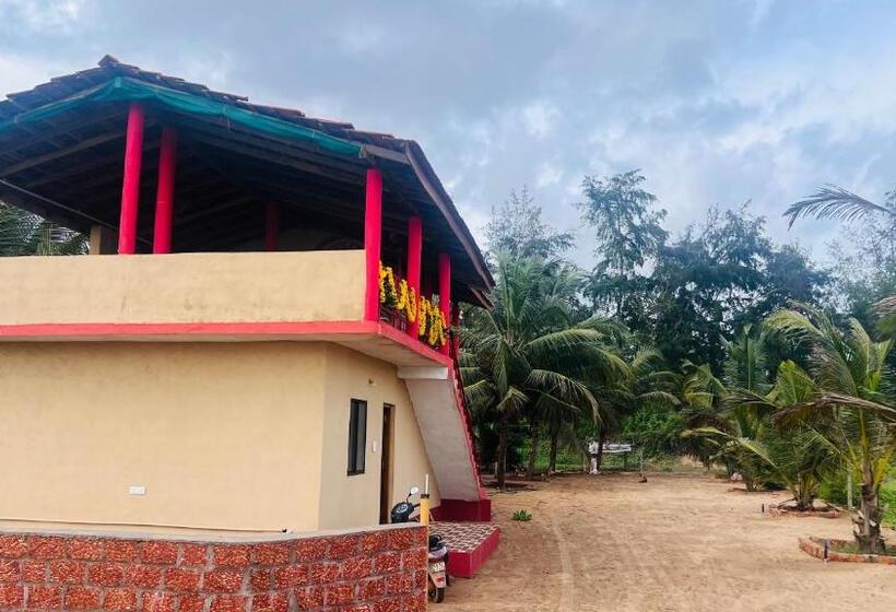 אתר נופש Nakshatra Beach Stay