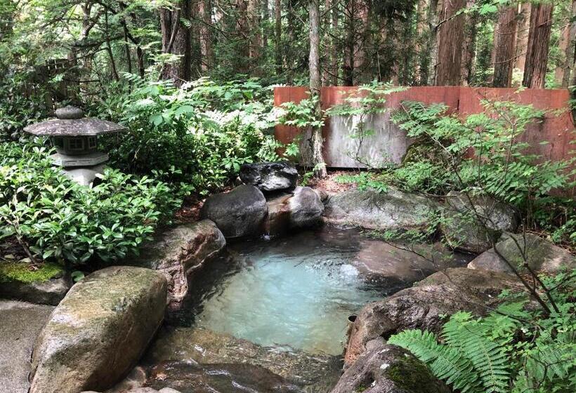 Ryokan 湯の花ふわり 湯元館