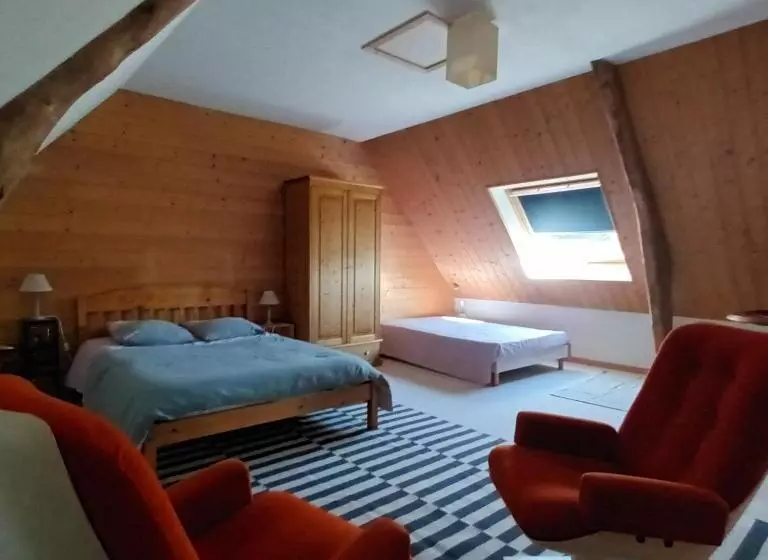 Aamiaismajoitus (B&B) Chambre Des Bords De Siame