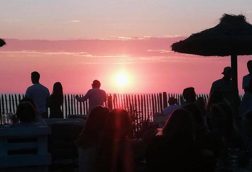 تختخواب و صبحانه Eole