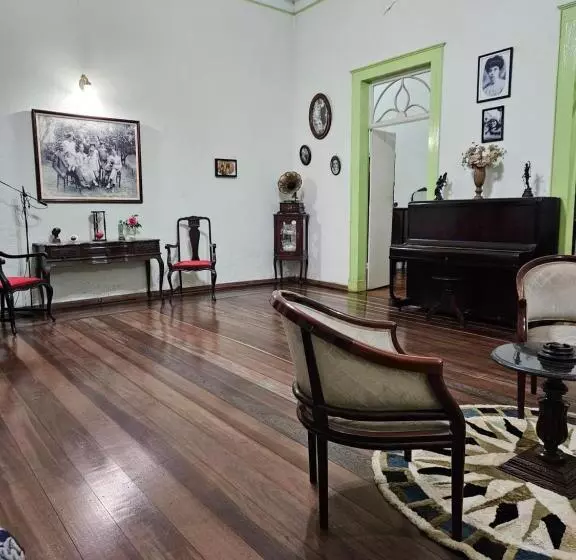 Aamiaismajoitus (B&B) Maria Candida Hospedaria