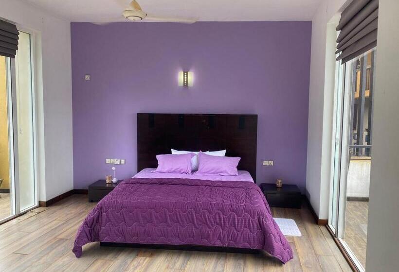 צימר Priyajeewaka Luxury Resort & Nursing Care