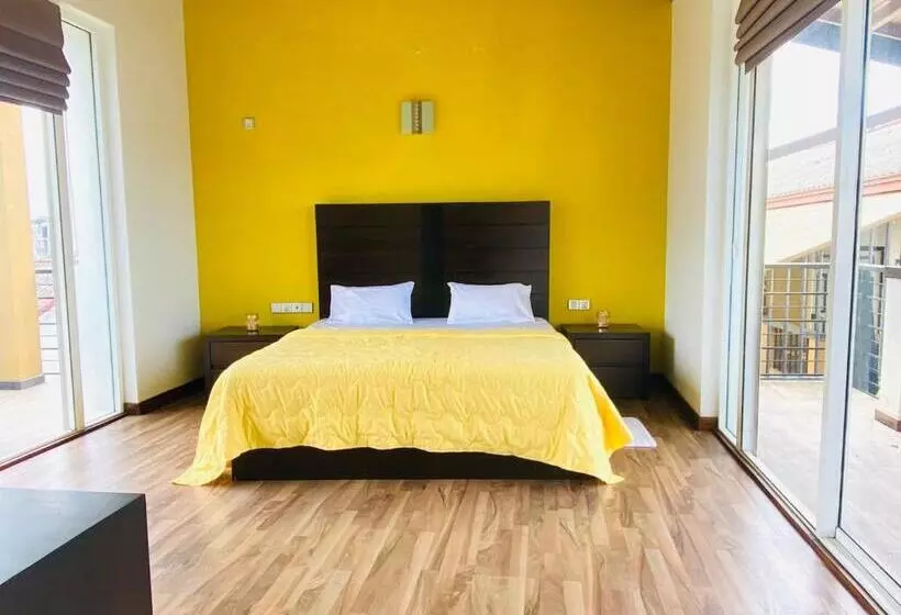 Aamiaismajoitus (B&B) Priyajeewaka Luxury Resort & Nursing Care