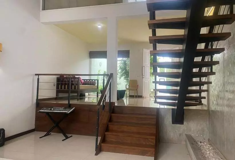 Aamiaismajoitus (B&B) Priyajeewaka Luxury Resort & Nursing Care